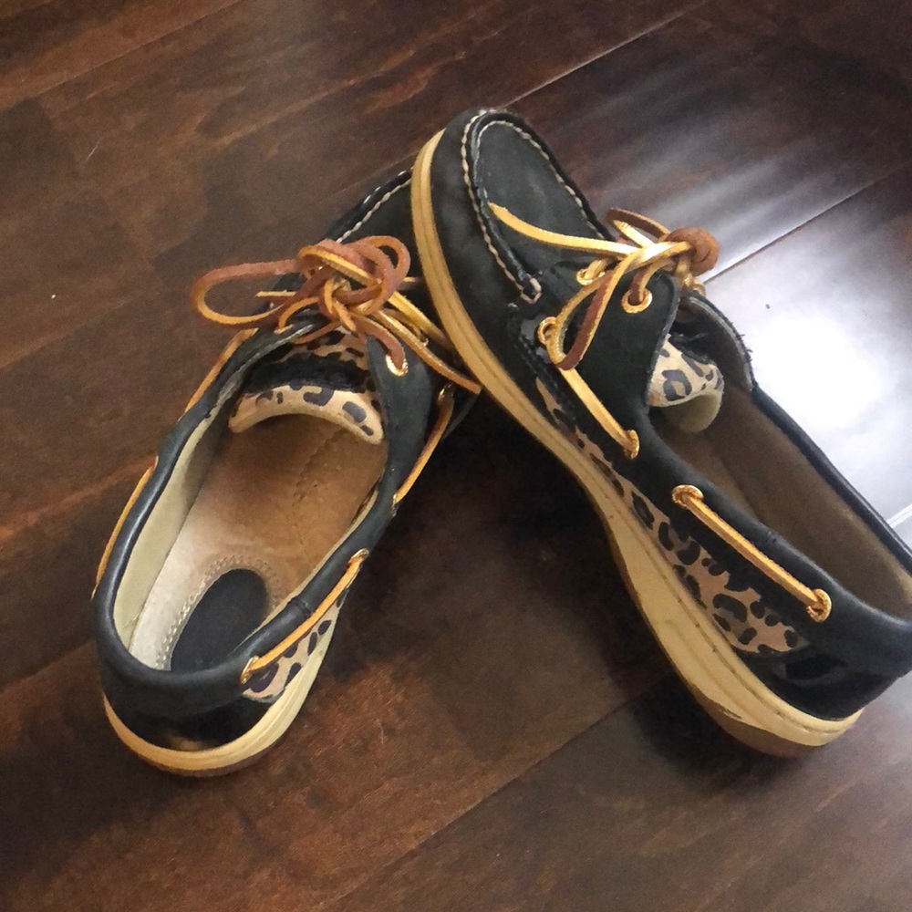 Black and Cheetah Sperrys